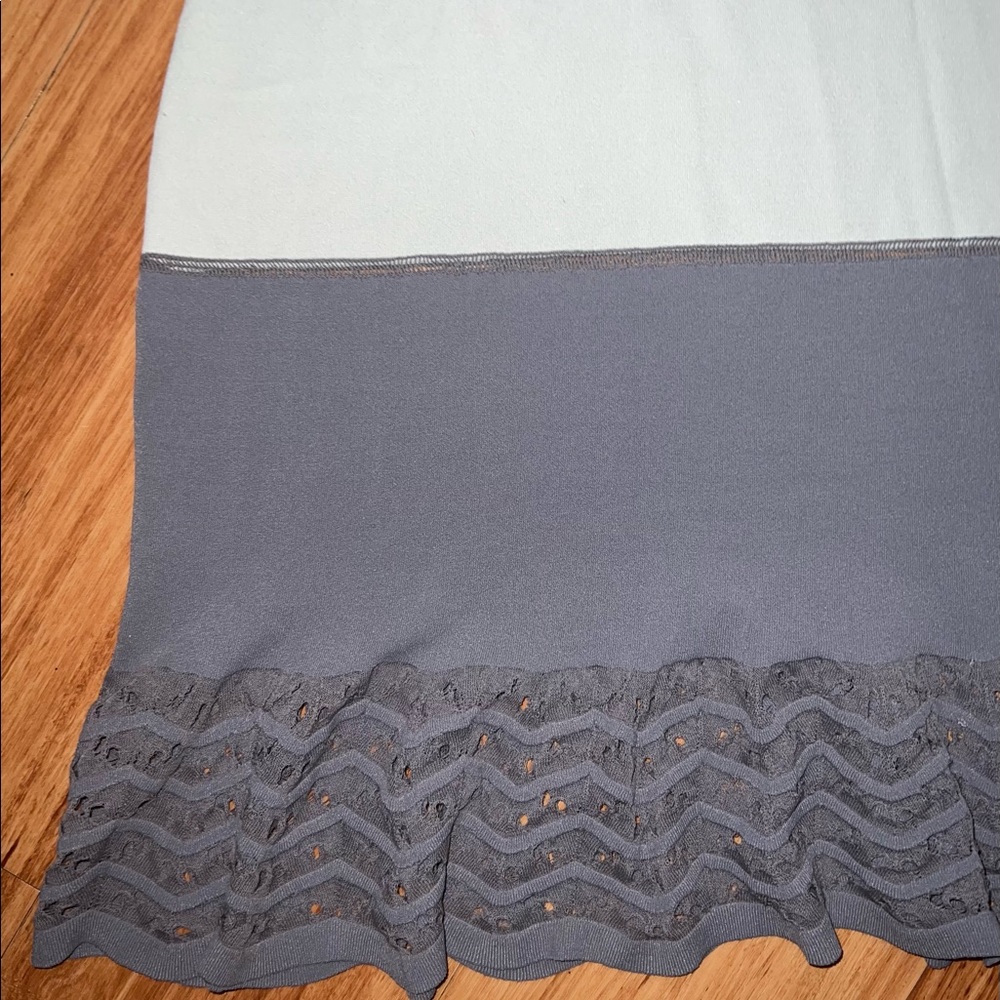 Beautiful Rare Fendi Dress with Stretch size 40 - Picture 5 of 9
